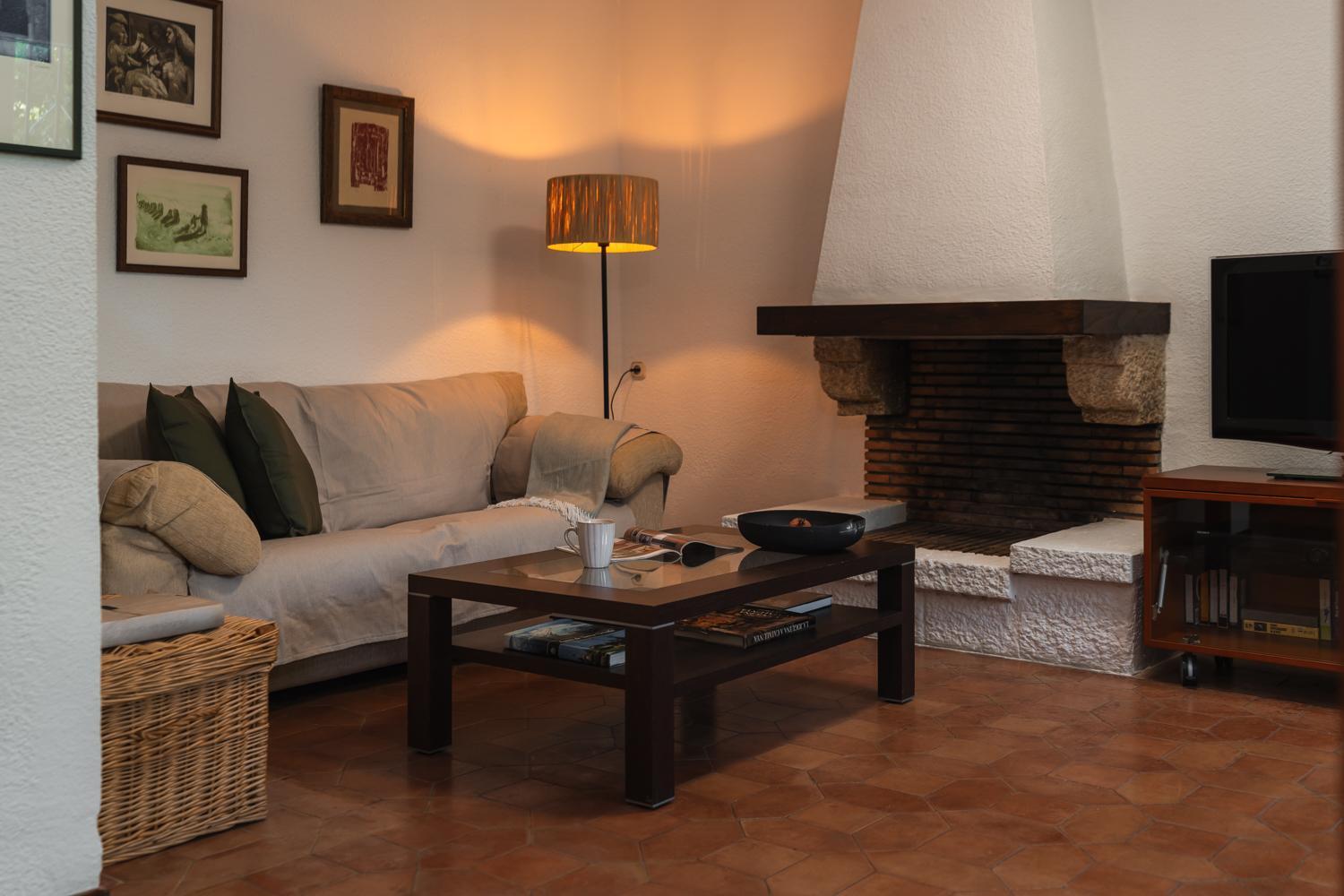 Carmenes De La Muralla - Free Parking Granada