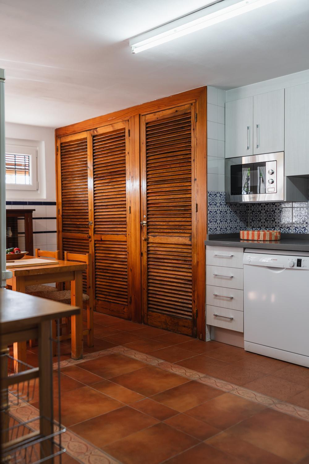 Carmenes De La Muralla - Free Parking Holiday home
