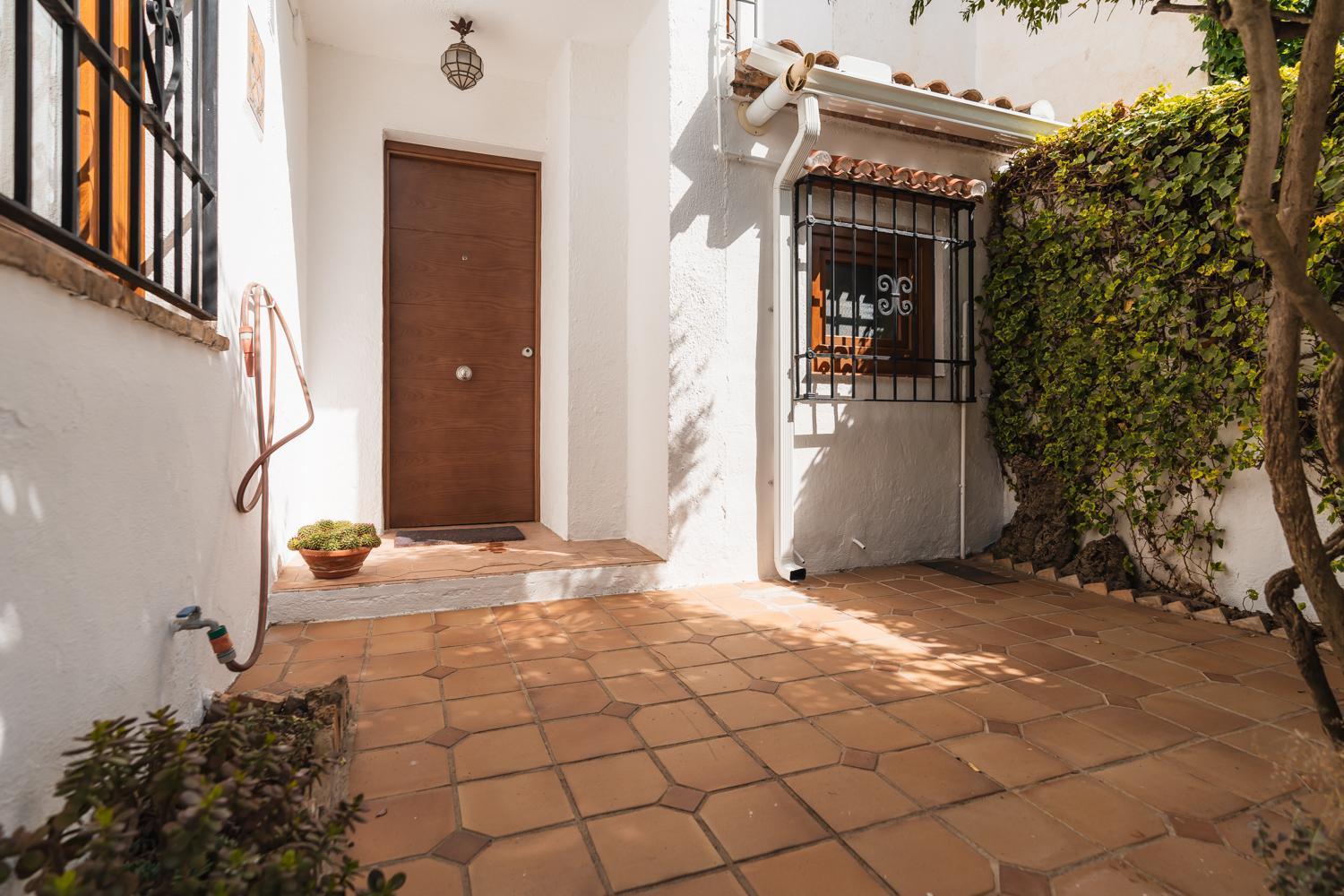 Carmenes De La Muralla - Free Parking *
