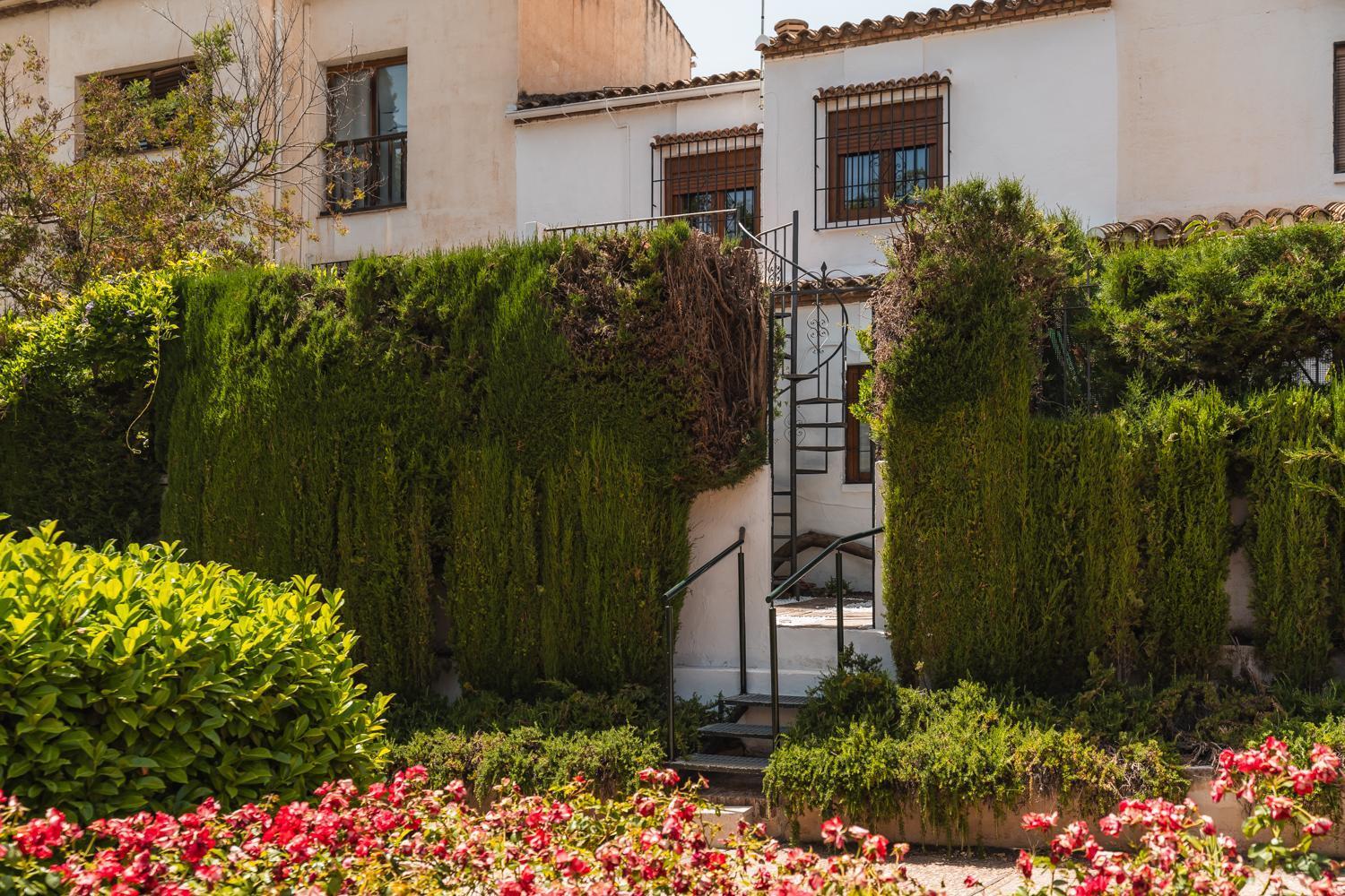 Holiday home Carmenes De La Muralla - Free Parking