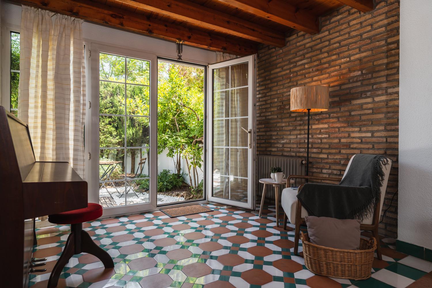 Carmenes De La Muralla - Free Parking Holiday home